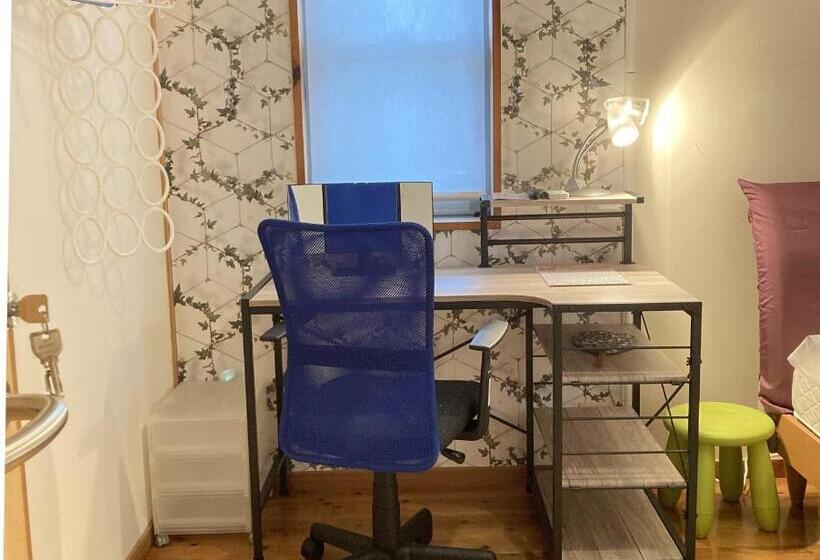 Pensjonat 香川のゲストハウスfdroom