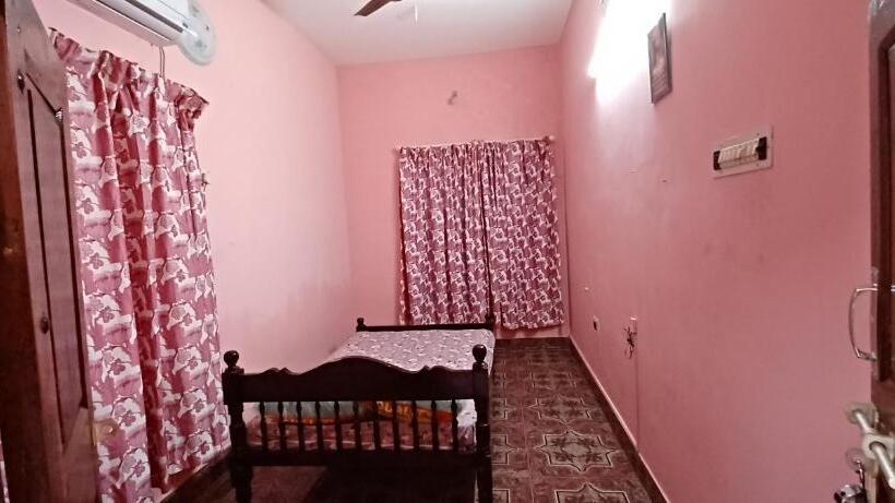 膳宿费 Henmar Cottage