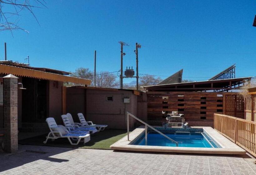 פנסיון Hostal Hara