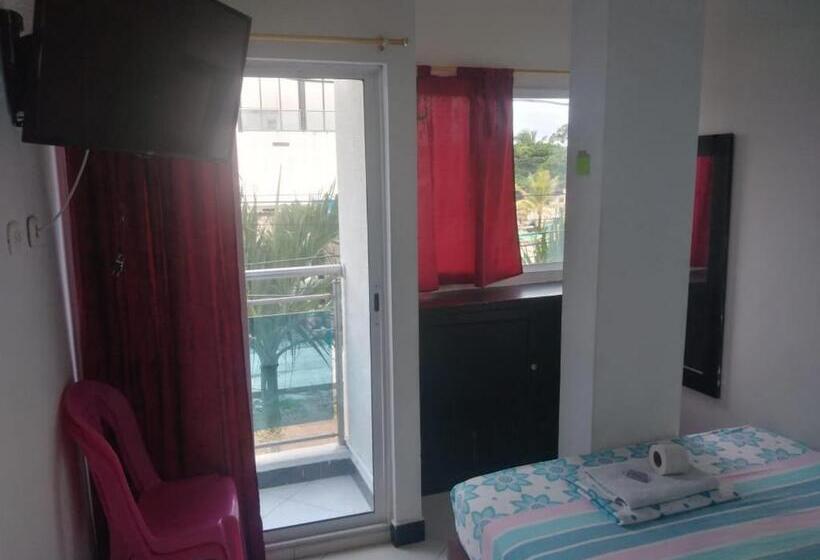 פנסיון Hostal Manatí