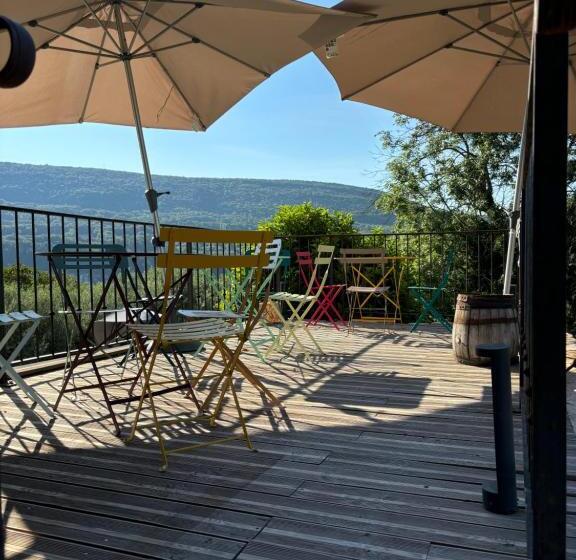 膳宿费 L Ostau De La Treille