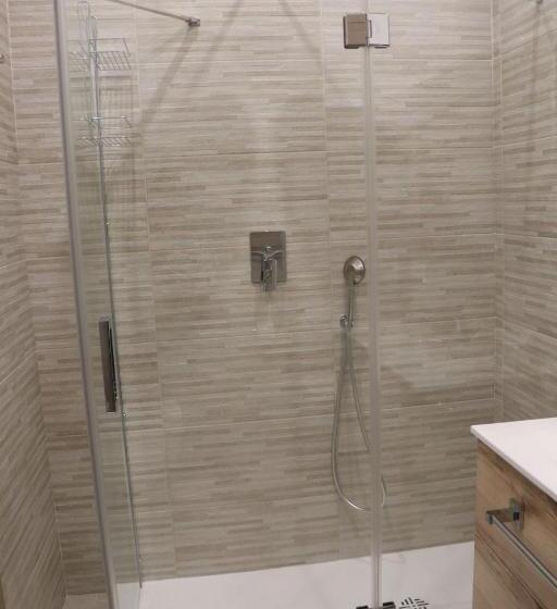 膳宿费 La Colonna Dorica