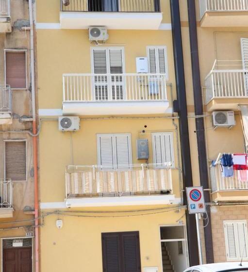 膳宿费 La Colonna Dorica