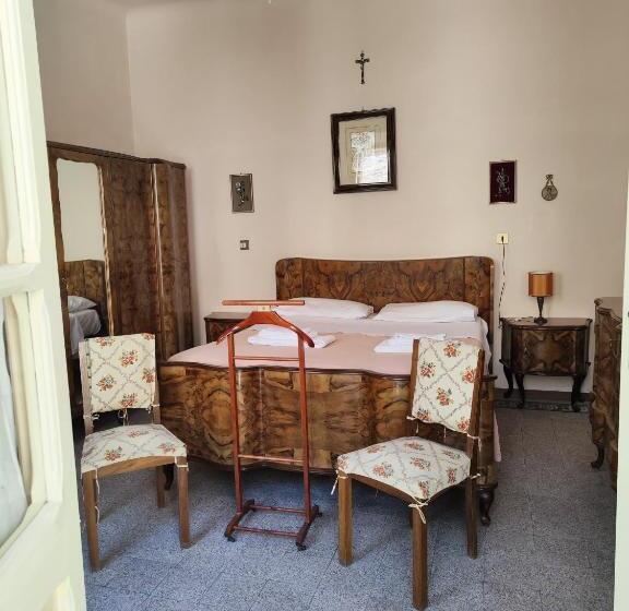 بنسيون La Sartoria   Abitare La Storia