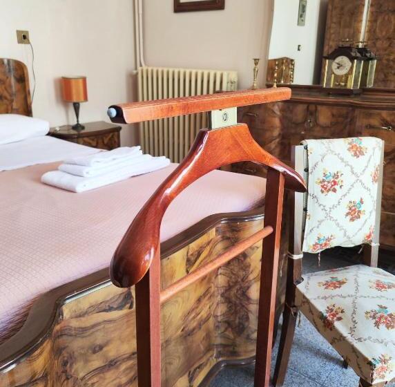 بنسيون La Sartoria Abitare La Storia