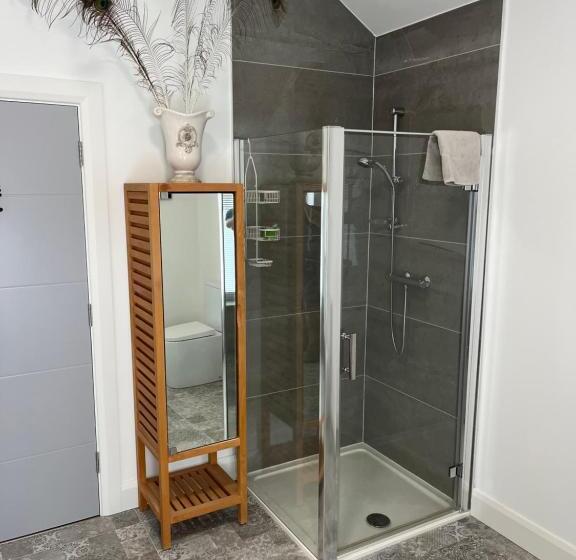 ペンション Lavally House