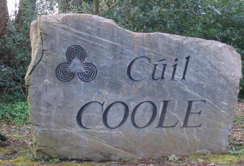 ペンション Lavally House