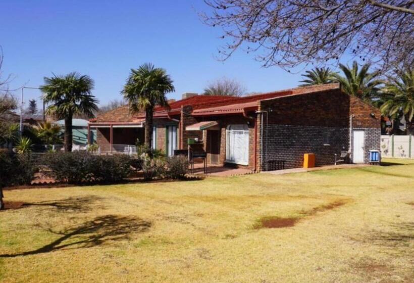 بنسيون S & S Village 22 On Wattel