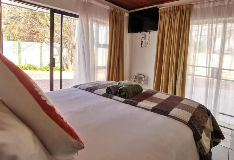 بنسيون S & S Village 22 On Wattel