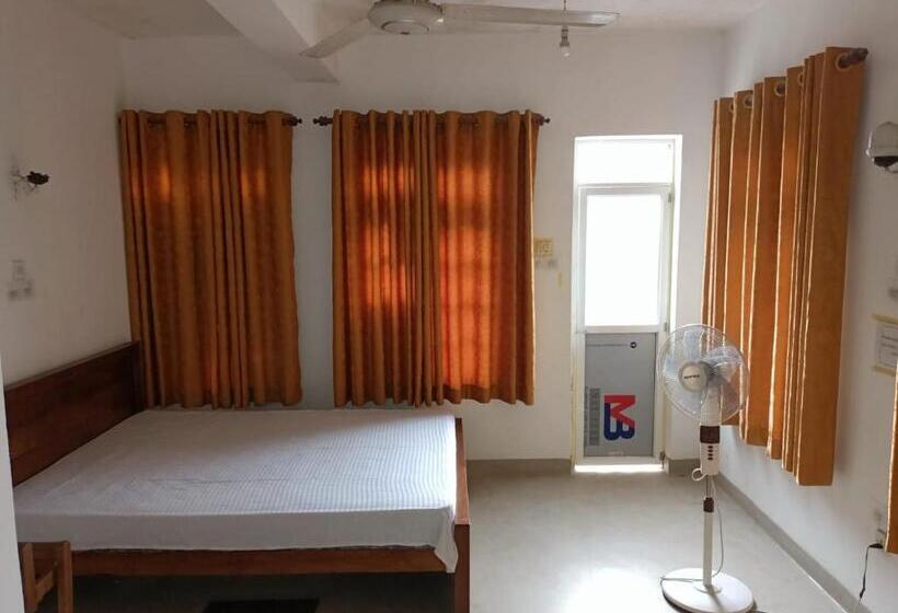 بنسيون Serendib Guest Inn