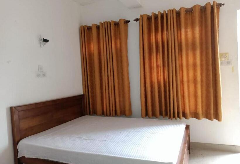 ペンション Serendib Guest Inn