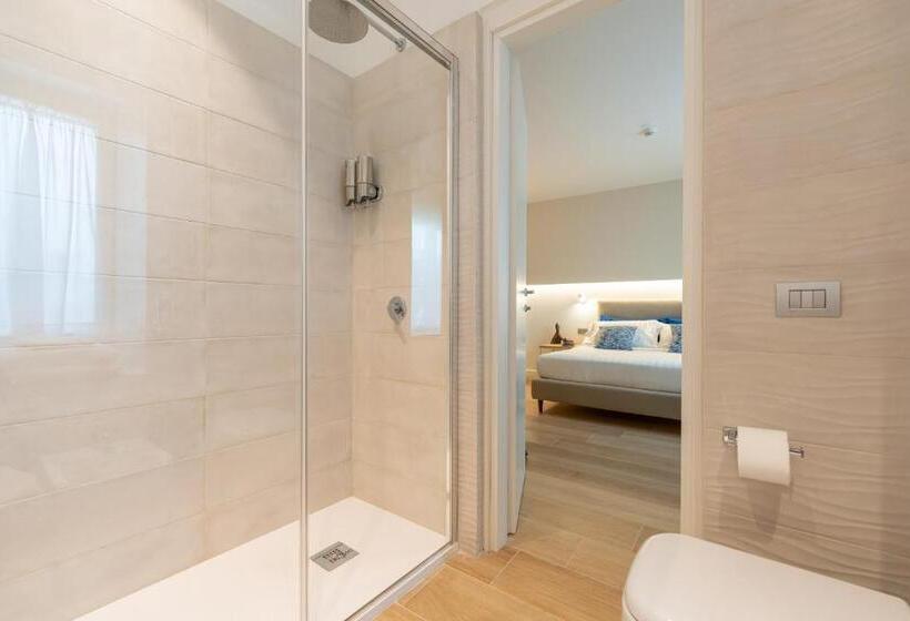 Пансион Six Luxury Rooms Pozzuoli