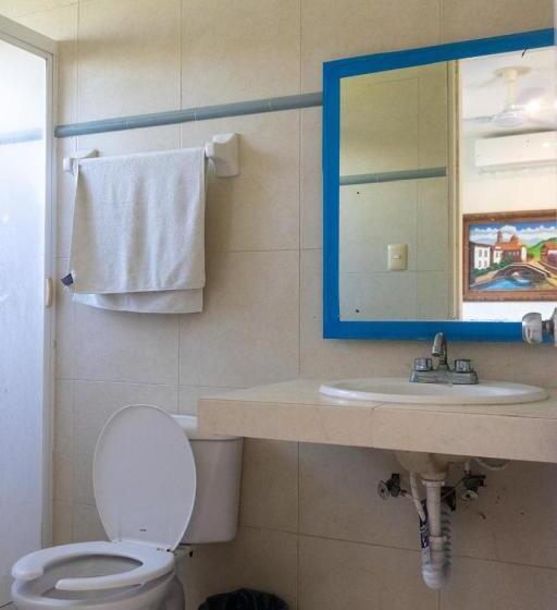 پانسیون Suites 2 Habitaciones Triple