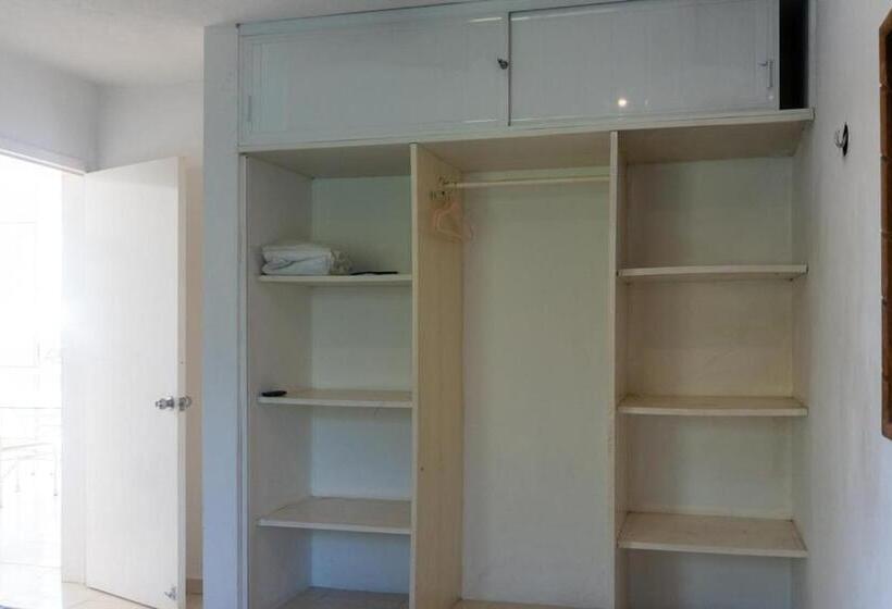 پانسیون Suites 2 Habitaciones Triple