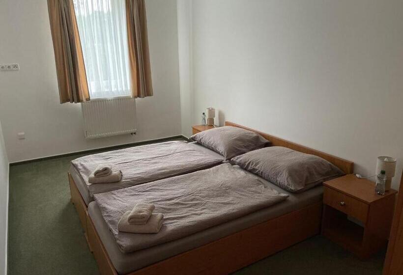 Пансион Ubytování Jívka 86