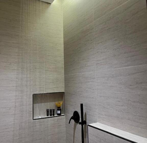 Resort شاليهات رزانه الفندقية