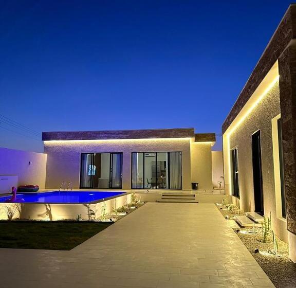 Resort شاليهات رزانه الفندقية