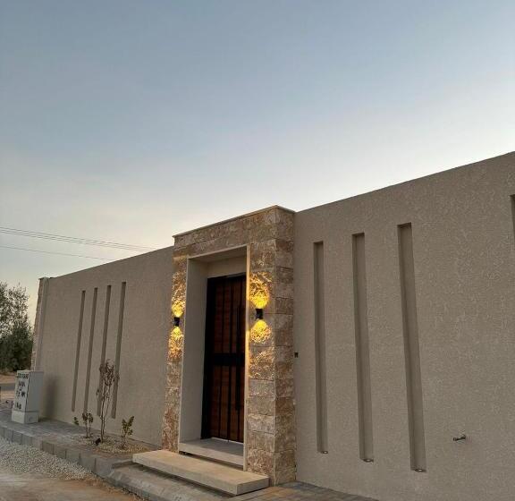 منتجع شاليهات رزانه الفندقية