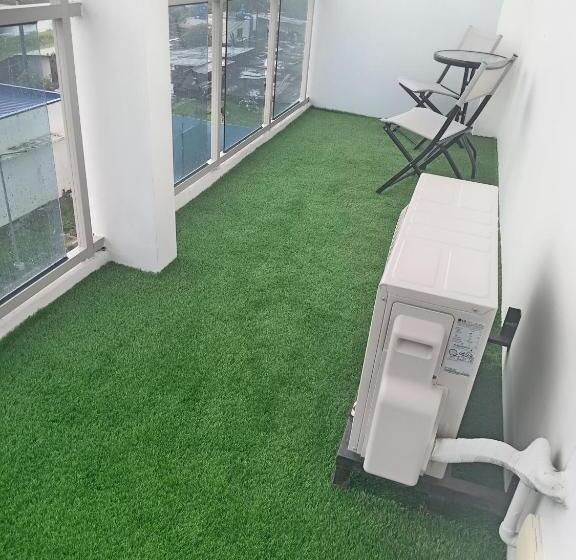 אתר נופש Azure North Bali Tower San Fernando