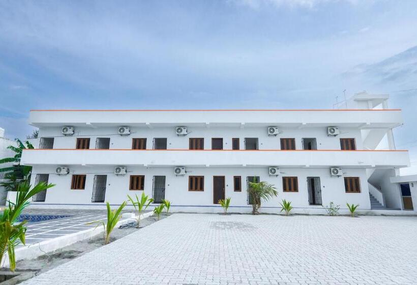 منتجع La Piscine Farm House