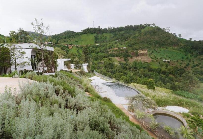 אתר נופש Wawee Retreat Doi Chang