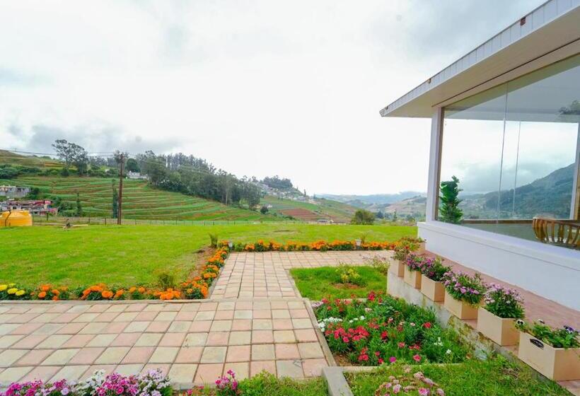 Silent Retreat Ooty Pool Resort By Voye Homes