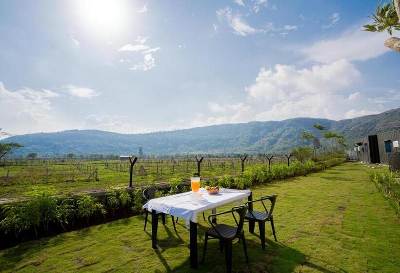 Stay Leisurely Pavillion By The Hills, Lonavala Stadium View Rooms