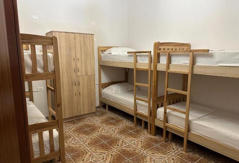 Tirana Lemon Breeze Hostel