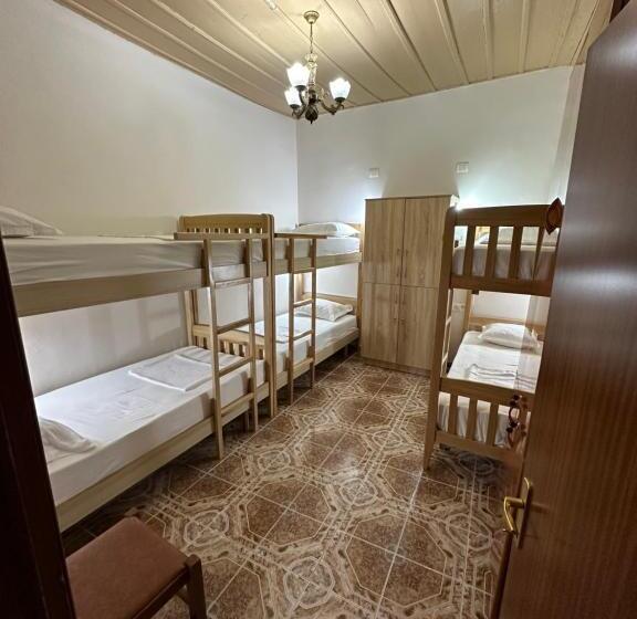 Tirana Lemon Breeze Hostel