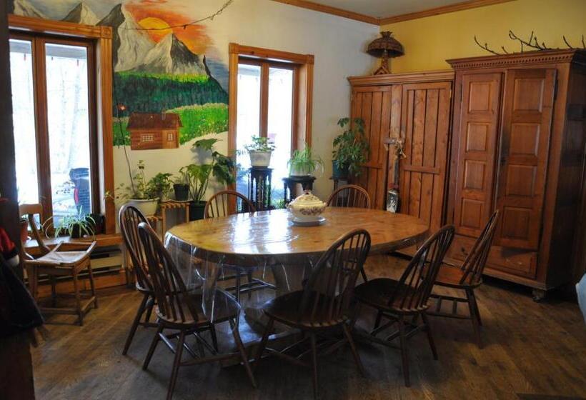 הוסטל Auberge Jeunesse De Tadoussac