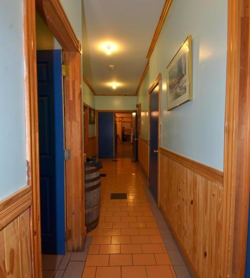 הוסטל Auberge Jeunesse De Tadoussac