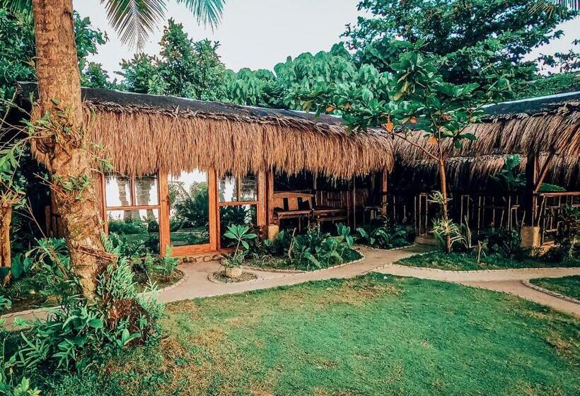 هاستل Shakabrah S Beachfront Dorm