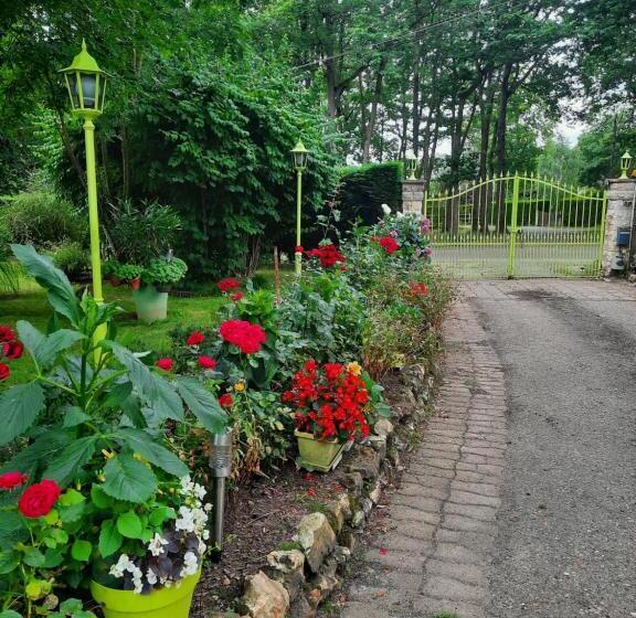 住宿加早餐  Chambre D Hôte Les Bosquets
