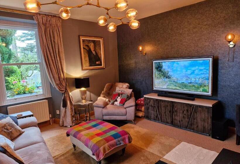 Bed and Breakfast Drumee Lodge Boutique B And B, Newcastle, County Down