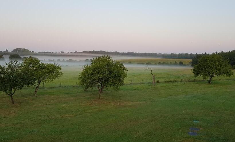 مبيت وإفطار Ferme De Caractère Grande Piscine Pleine Nature Près Des Châteaux