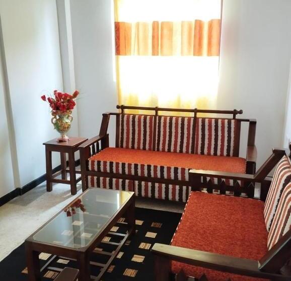 مبيت وإفطار Noor Green House