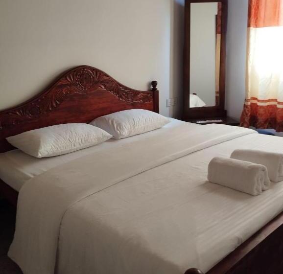 مبيت وإفطار Noor Green House