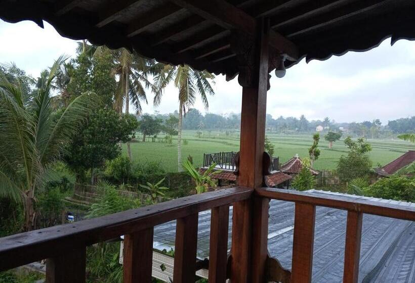 مبيت وإفطار Village House Lombok