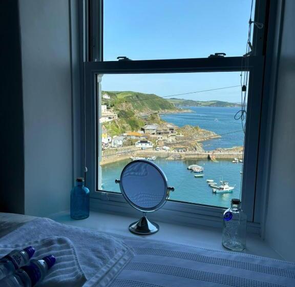 住宿加早餐  What A View Mevagissey