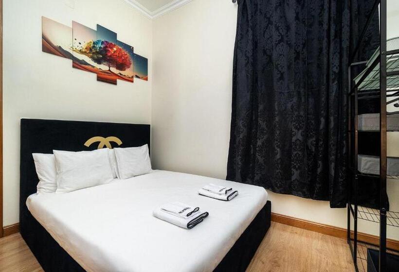 Hostel Anjos Station