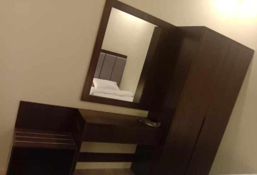 فندق ايلينا