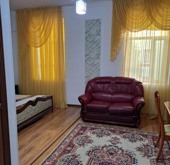 Hotel гостиничный комплекс Raxan