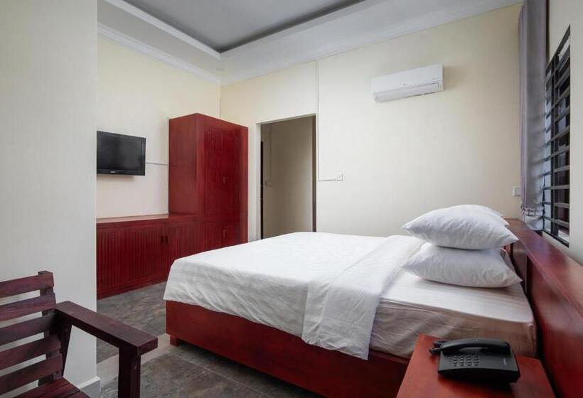 בית מלון כפרי Amara Palace