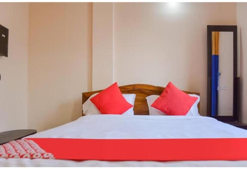 호텔 Caroline Stay Near Kiit University Budget Friendly Couple Friendly Best Seller