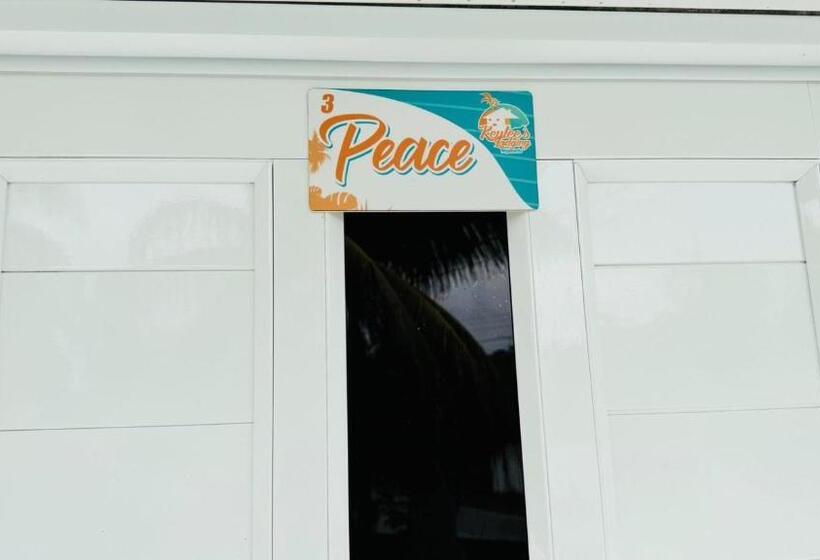 هتل کپسول Keylee S Lodging