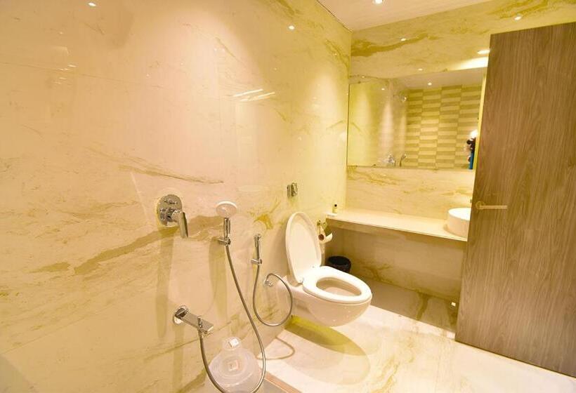 בית מלון כפרי Dhalia Club  Premium Thane