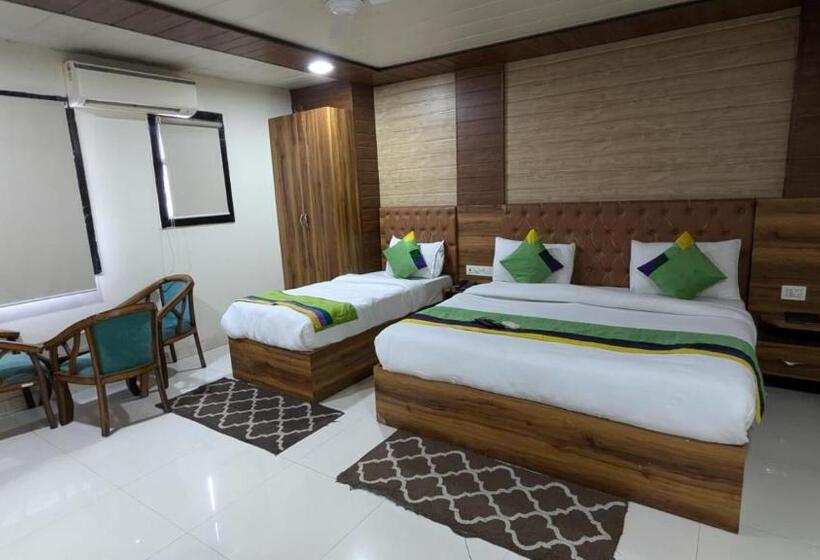 酒店 Gloab Residency Near Delhi Airport