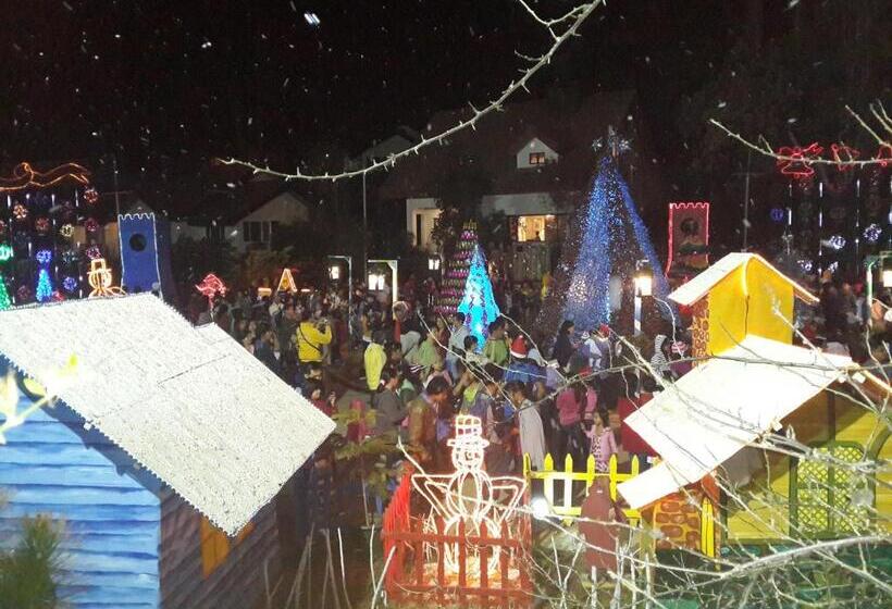 هتل Camp John Hay Lodge 200