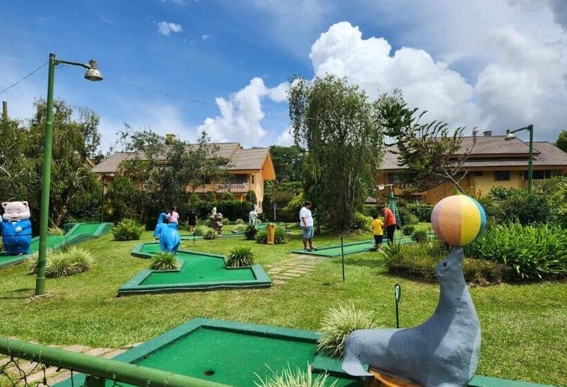 هتل Camp John Hay Lodge 200