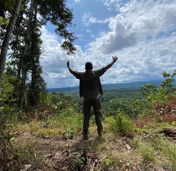 Отель Ingaru Lodge